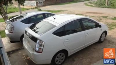 پیٹرول کی بڑھتی قیمتوں نے پاکستانی صارفین کو پلگ اِن ہائبرڈ گاڑیوں کی طرف مائل کر دیا