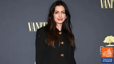 Hollywood Actress Draws Global Attention with Pakistani Bag